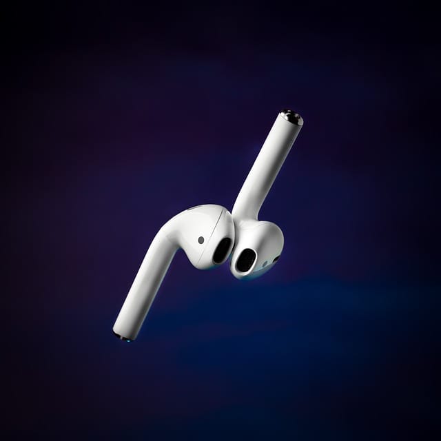 You are currently viewing What Are the Best Quality First Copy AirPods?